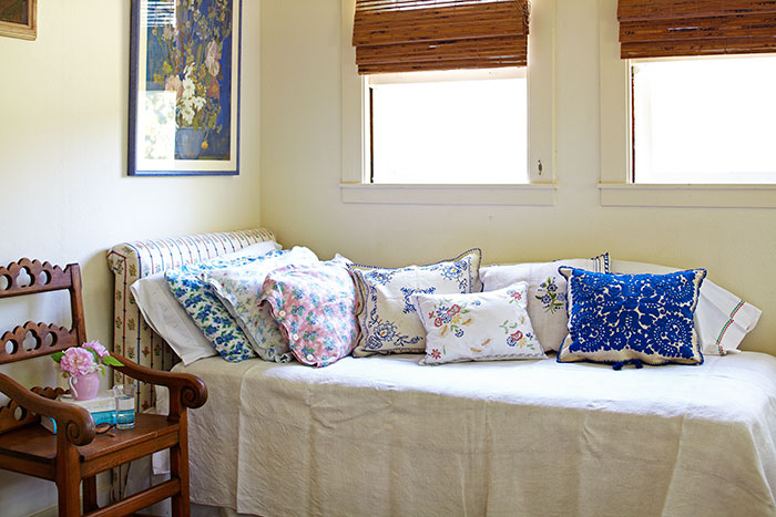 BACKROOMBED